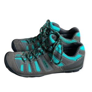 Keen Women's Alpha WP CNX Low Profile Hiking Shoe